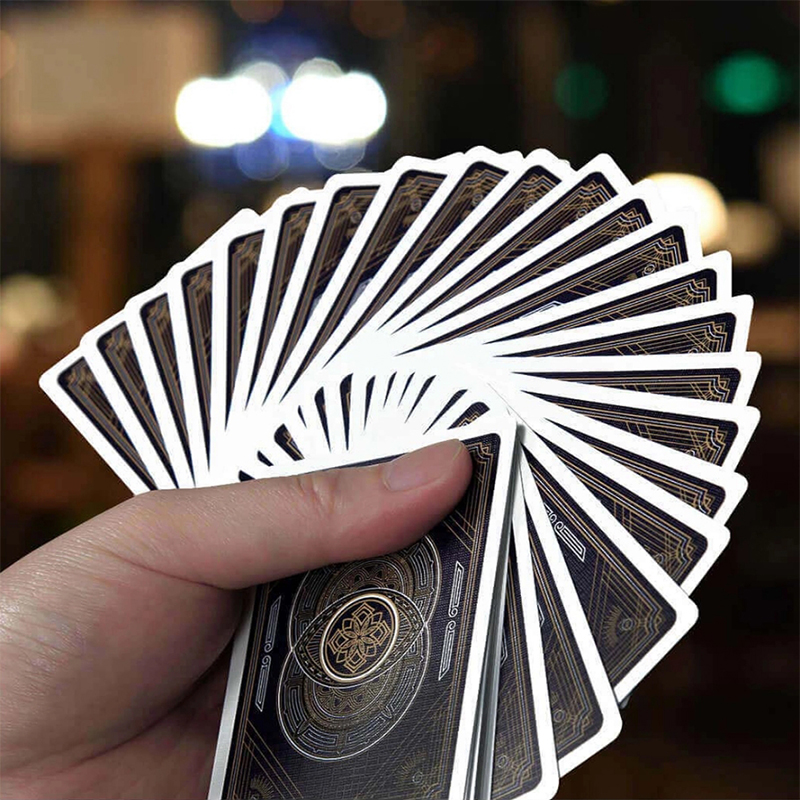 Poker Paper Deck, Texas Hold'e - Board Game Uno review and price